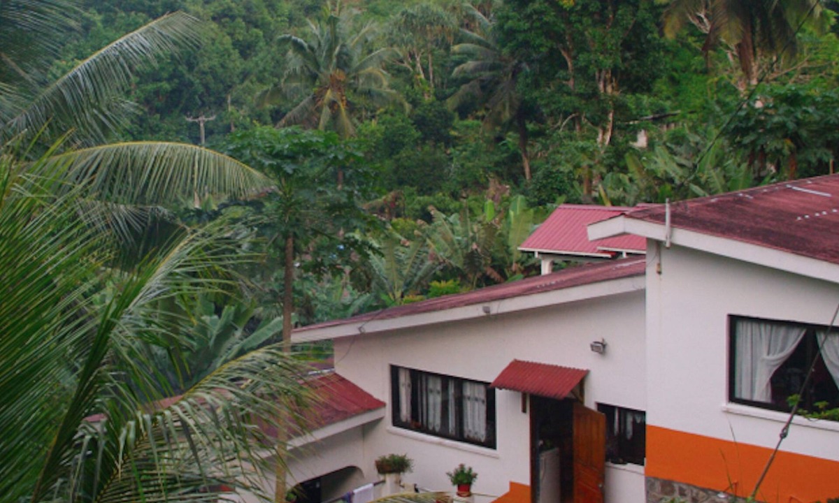 La Misere House | Papaya Guesthouse