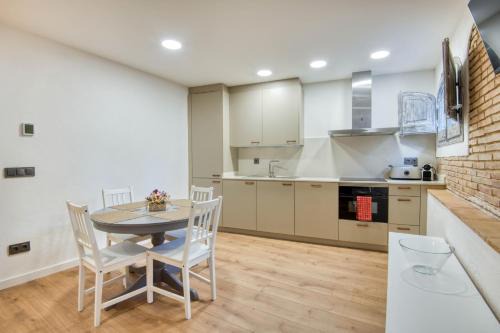 Caldes de Malavella Apartment | Pati Blau 2