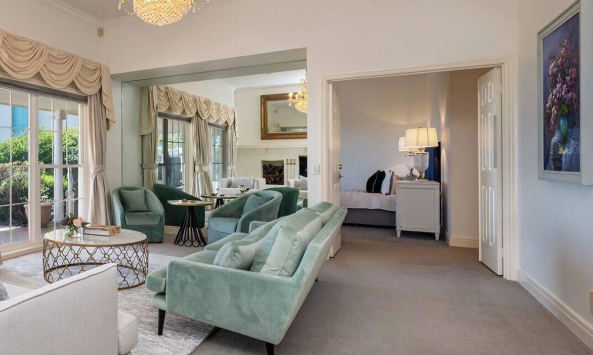 Mount Eliza House | Pelican Views by Property Mums