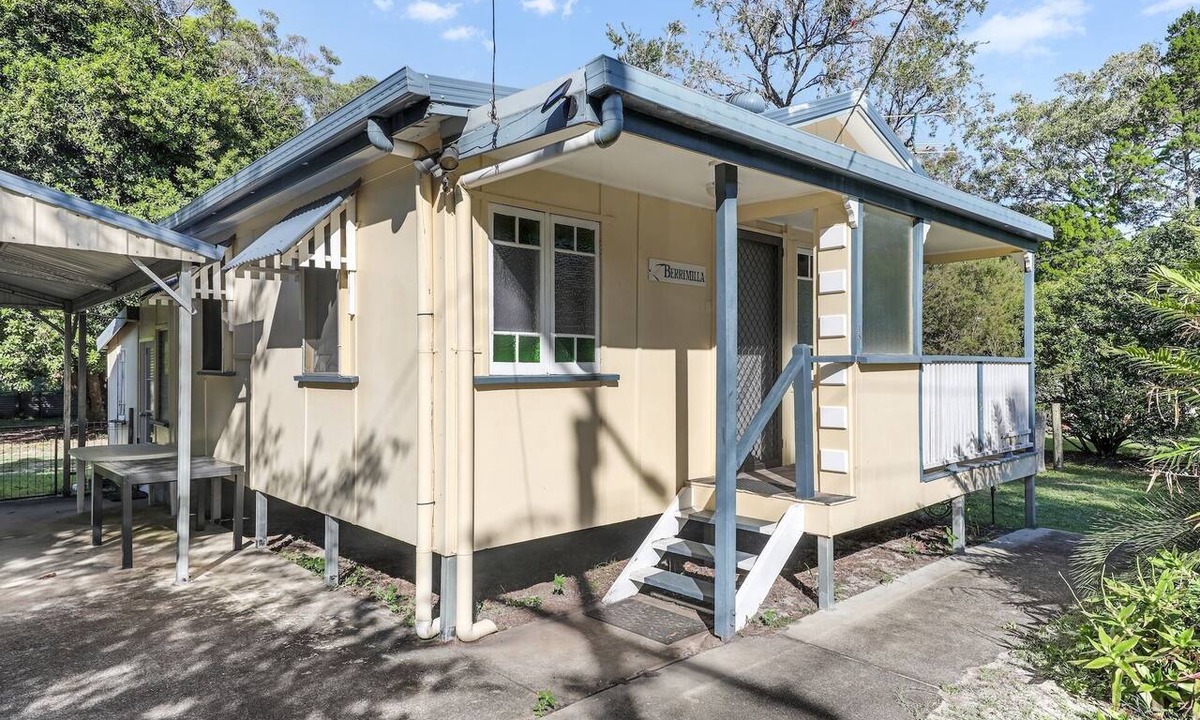 Amity Point House | Perfect for retired folk, Fisherman & Small families