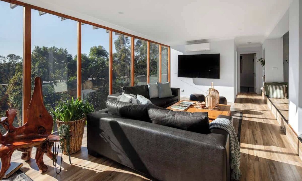 Upper Coomera House | Pet-Friendly Retreat | Big Views & Goats