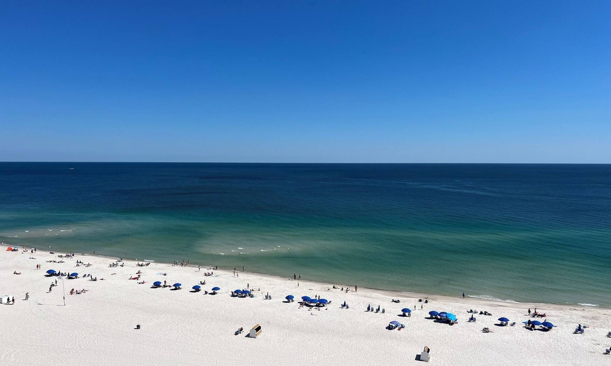 Orange Beach East Condo | Phoenix X 3 BR, Oct-Dec 150-160; Great Reviews. Indoor and outdoor pools,