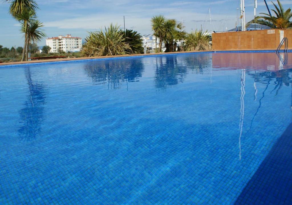 Santa Margarida Apartment | PISO CON VISTAS AL CANAL EN APARTAMENTO DE ALTO STANDING