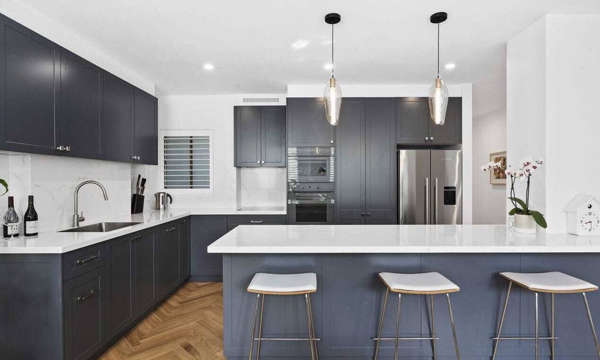 Kings Cross Apartment | Potts Point — Stylish and Spacious Retreat 2BR