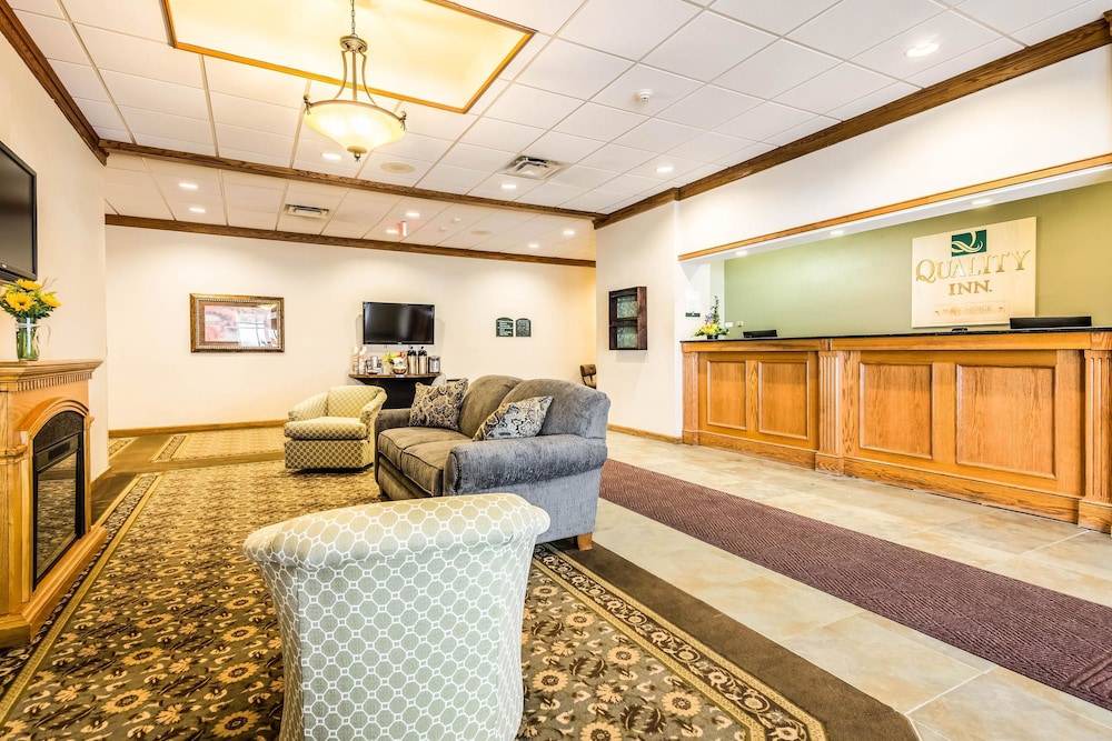 Waterloo Hotel | Quality Inn near Finger Lakes and Seneca Falls