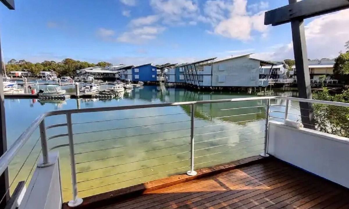 Gold Coast Apartment | Quiet Island Retreat
