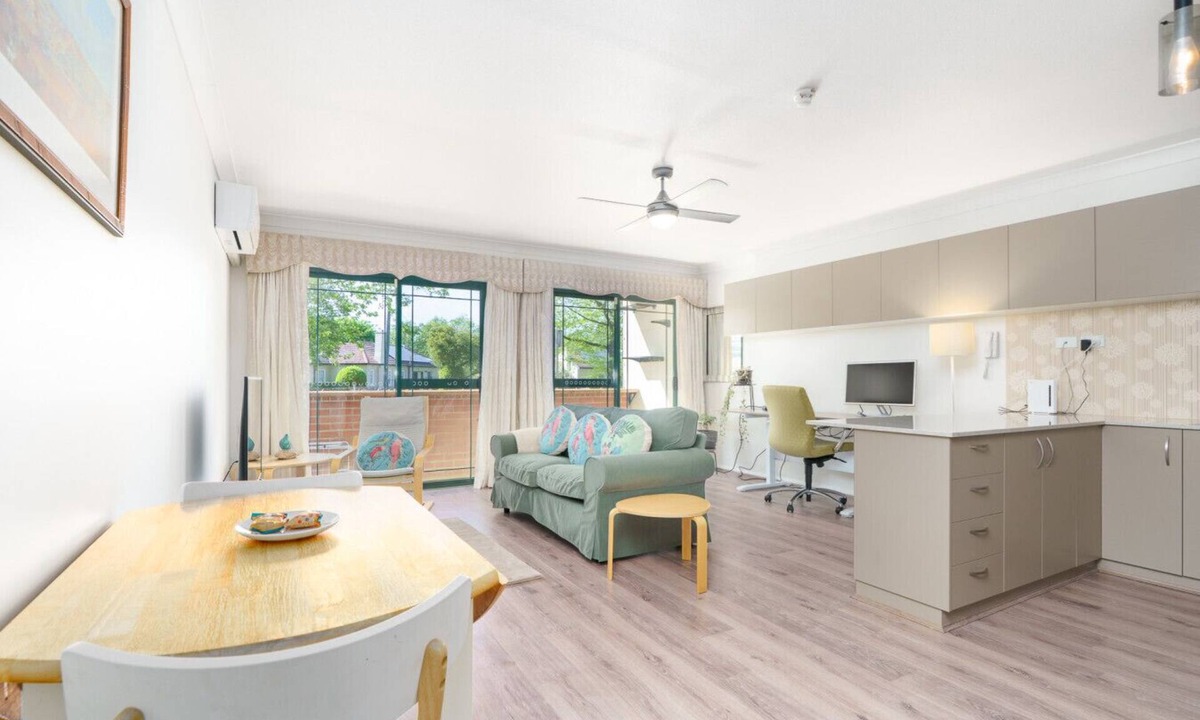 Reid Apartment | Quiet Retreat Close to City Centre and Lake