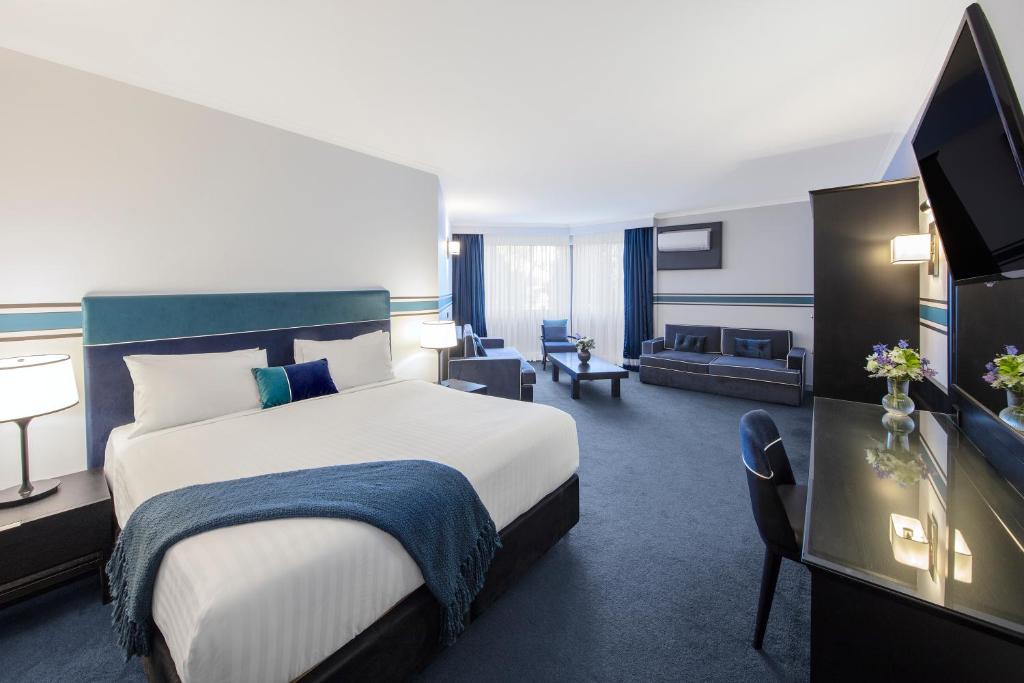 Griffith Hotel | Ramada by Wyndham Diplomat Canberra