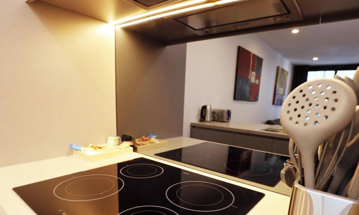 Phillip Apartment | Red Rose Retreat - 1bd 1bth Apt