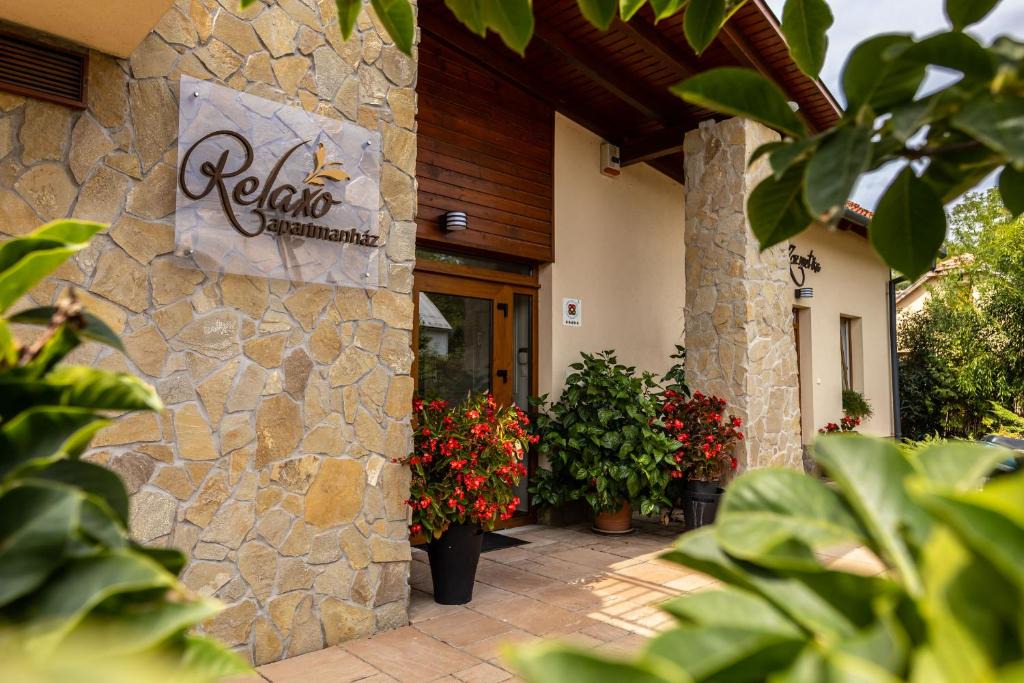 Cserkeszolo Bed & Breakfast | Relaxo Apartmanház
