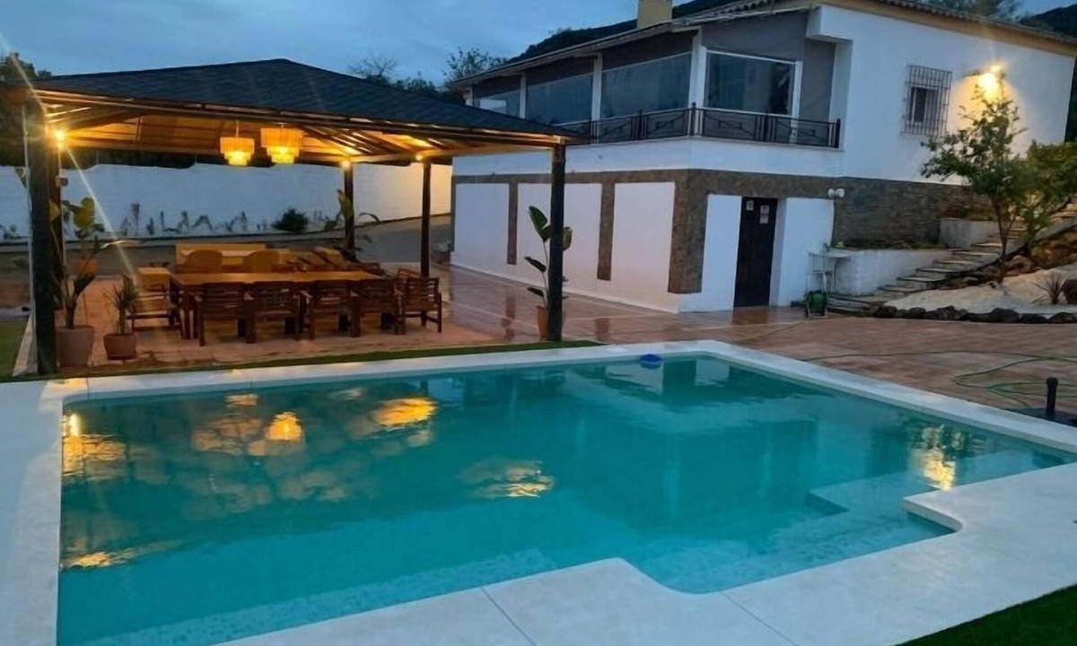 El Brillante House | Rincón del Brillante · Chalet · 5 Bedrooms · 12 Beds · 4 Bathrooms