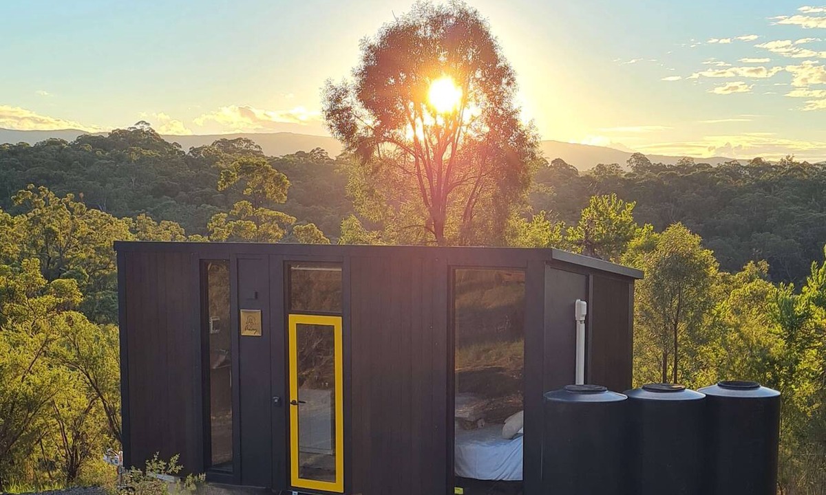 Blaxlands Ridge House | Rocky Ridge Retreat by Tiny Away