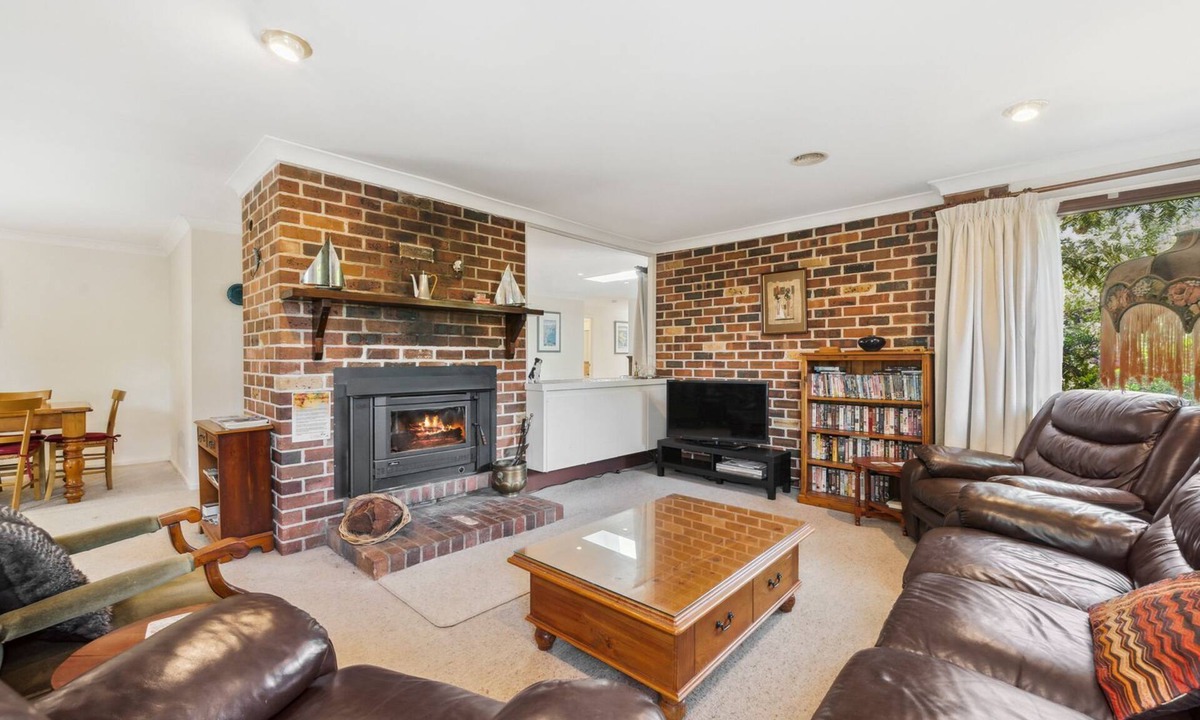 Blackheath House | Rosella Retreat | Perfect getaway for family and friends