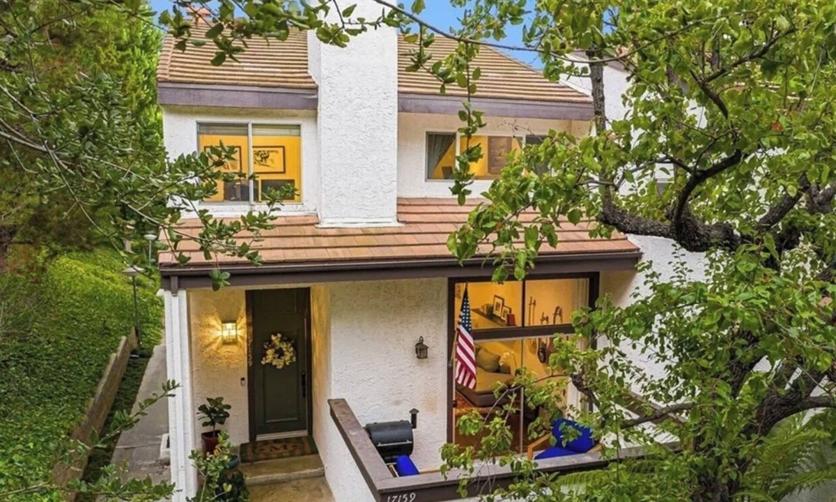 Palisades Highlands House | Ruth's Cozy Pali Highlands Home