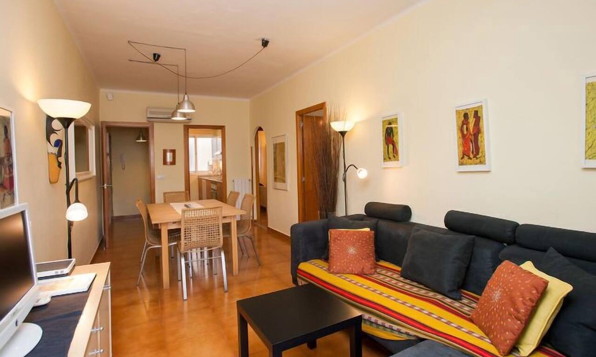 el Fort Pienc Apartment | Sardenya - Casp by Interhome