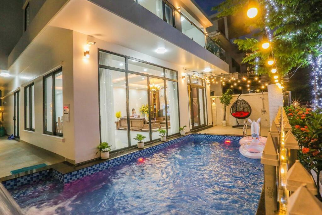 Sam Son Villa | Sea Breeze Villa FLC sang trọng gần biển có bể bơi