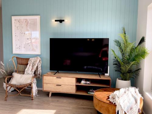 Semaphore Apartment | Seabreeze at Semaphore #8 - On the Esplanade
