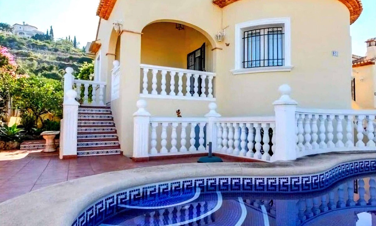 Rafol de Almunia Villa | Serene Retreat in El Ràfol