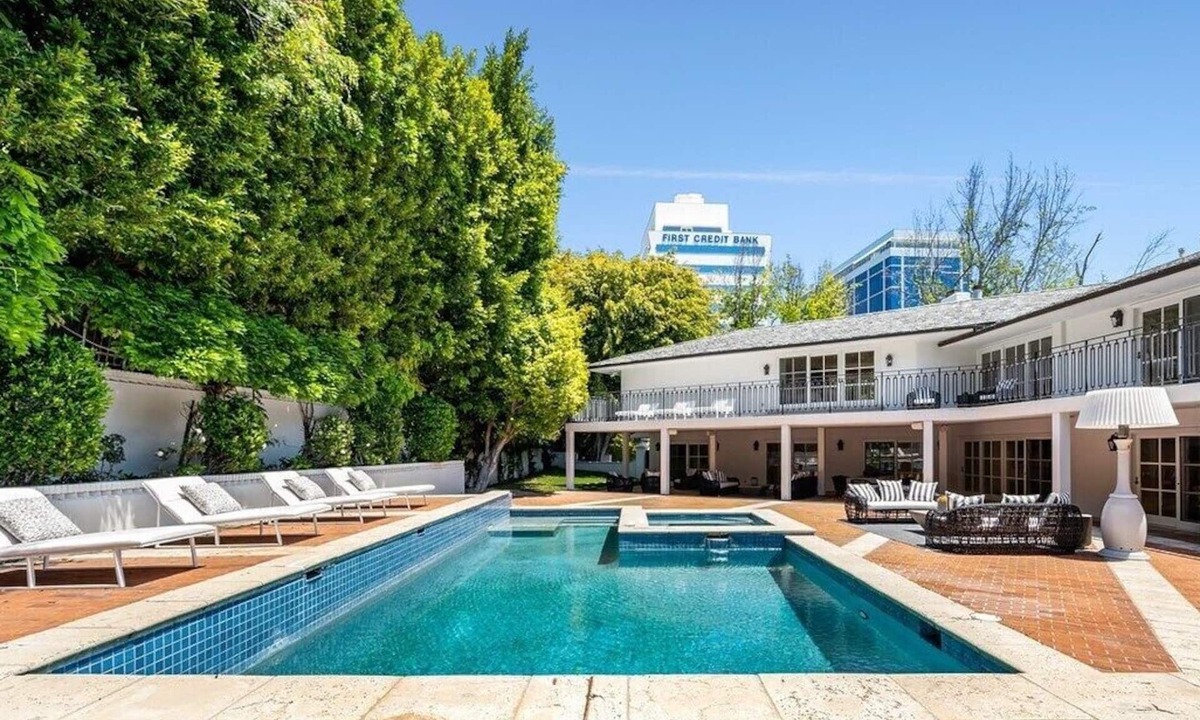 The Flats House | Sierra Sunset - Prime 7 Bedroom Beverly Hills Estate!