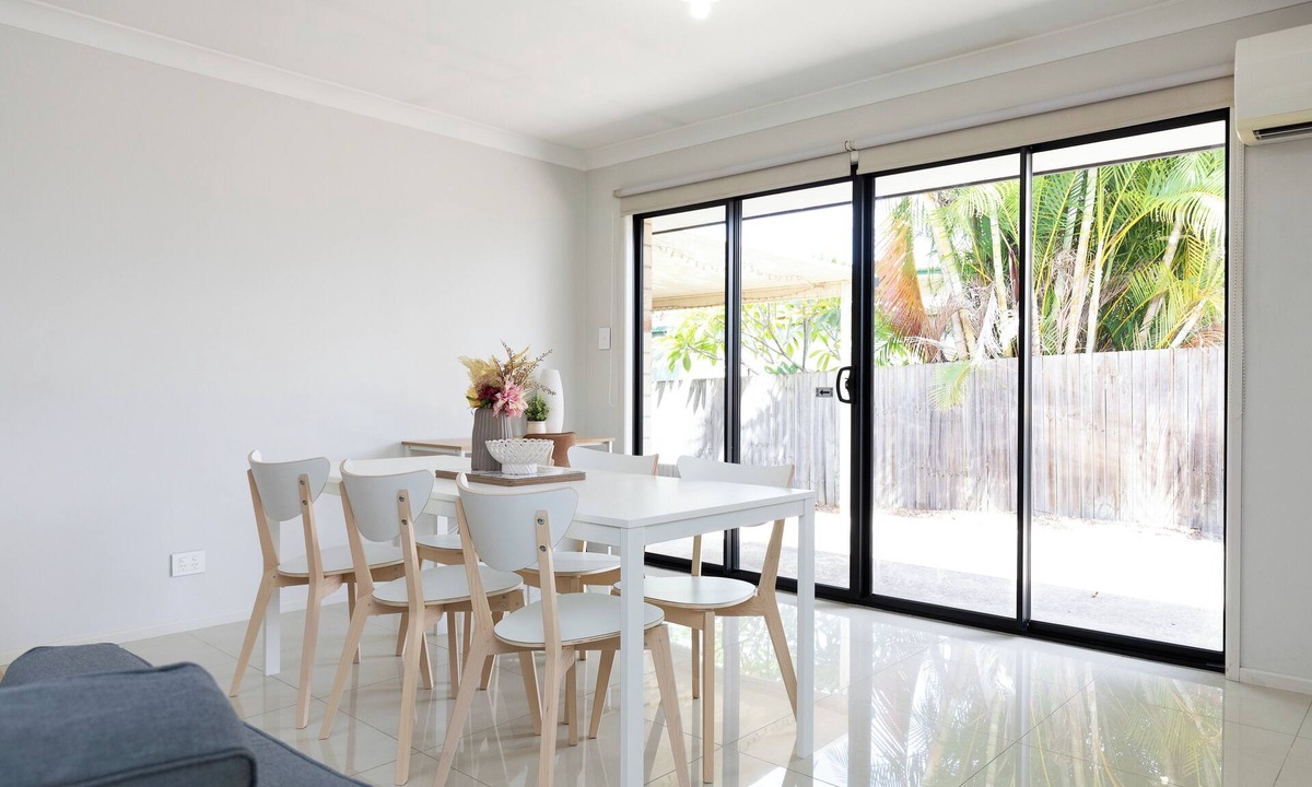 Acacia Ridge Apartment | Smart Suites Self Check-in Apartments 6 Stockport