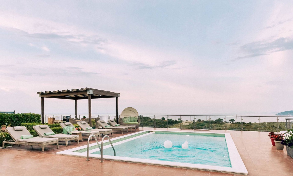 Skiathos Villa | Spectacular Villa with Boundless Sea Views & Private Pool