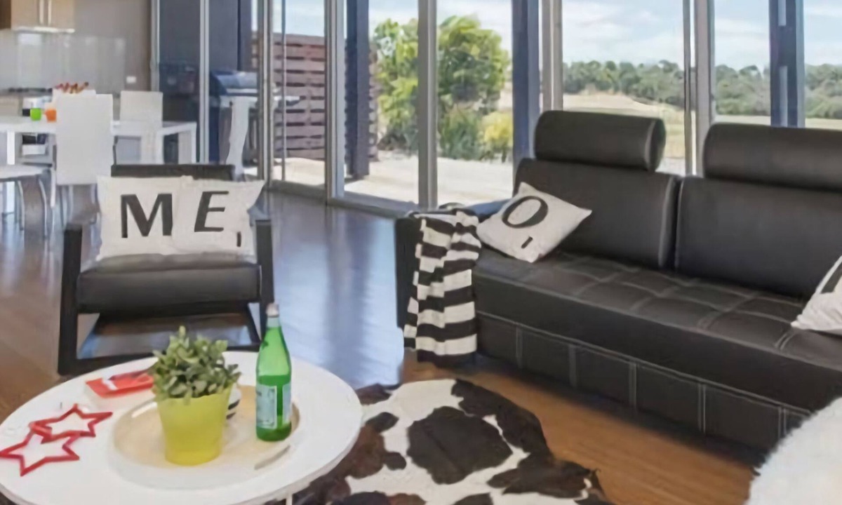 Fingal Apartment | St Andrews Beach apartment 4 02