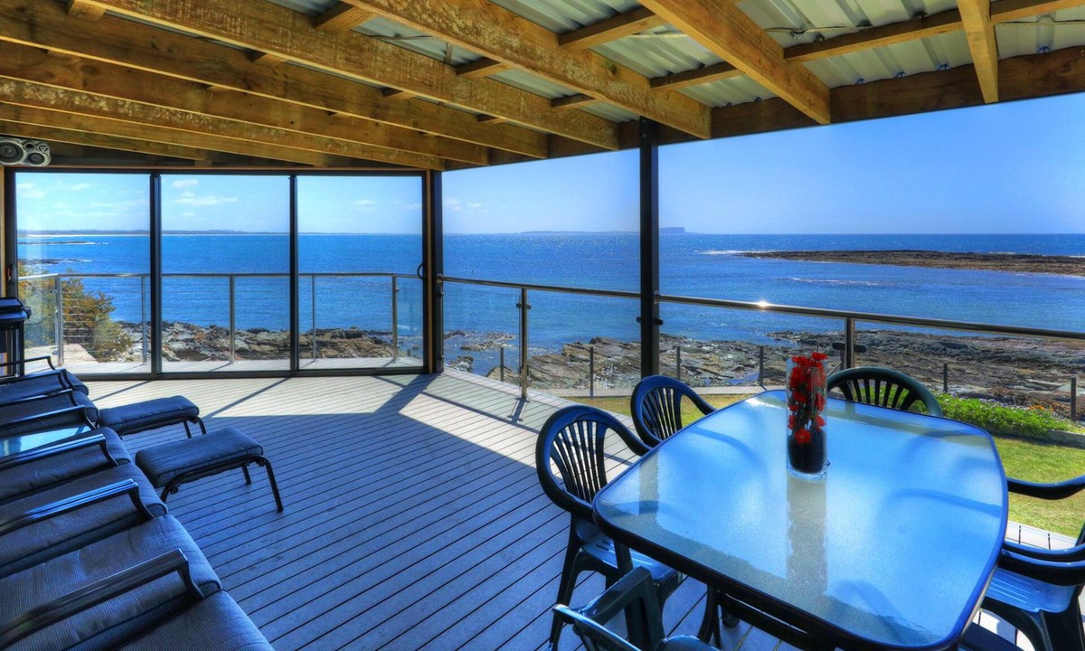 Cowrie Point House | Stanley View Beach House