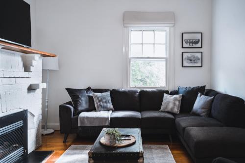 Castlemaine House | Station Master's House
