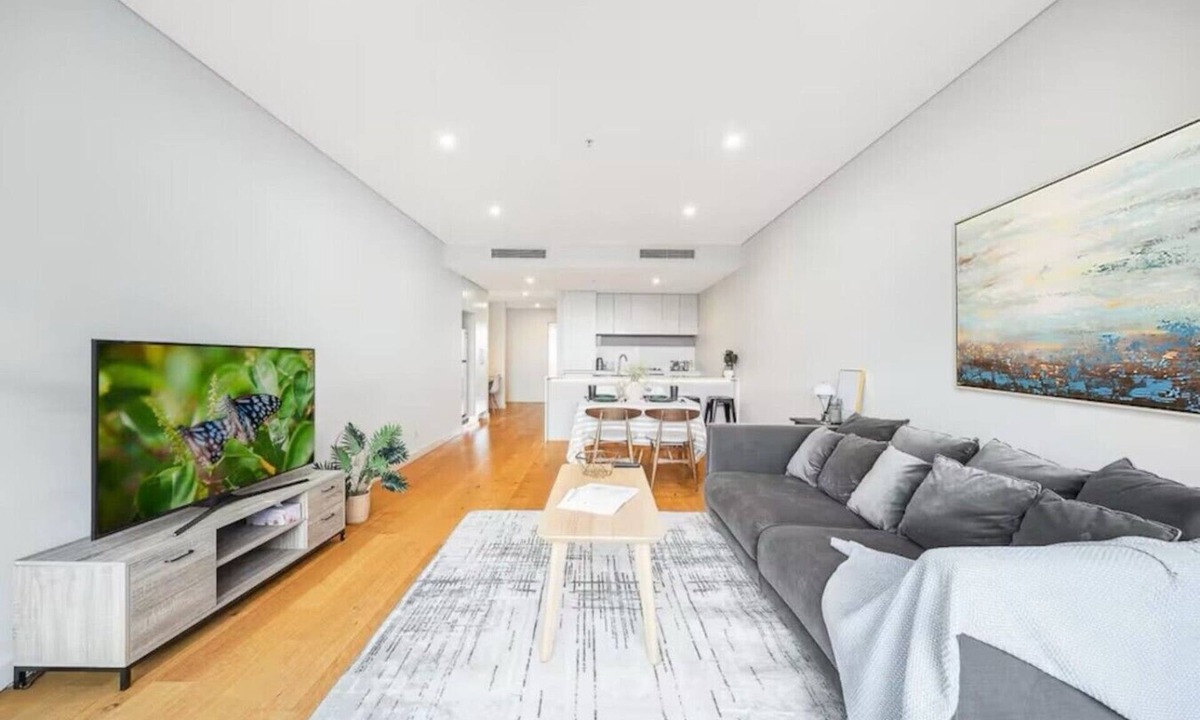 Macquarie Park Apartment | Staycation Vibes Resort-Style 2BR + Pool & Gym