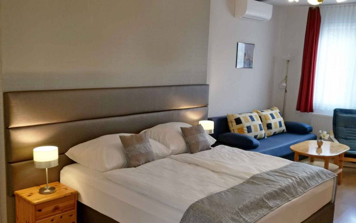 Buk Apartment | Studio with internet and air conditioning