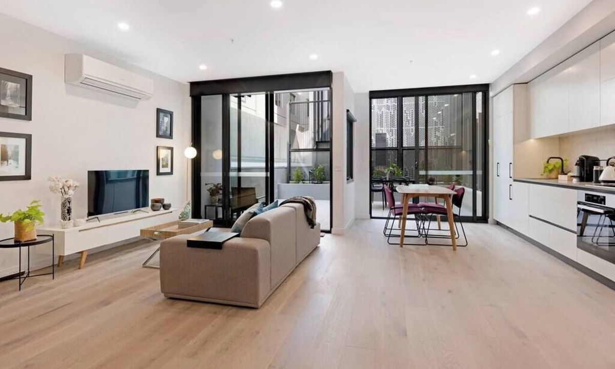 North Melbourne Apartment | Stylish 1 Bedroom Apartment