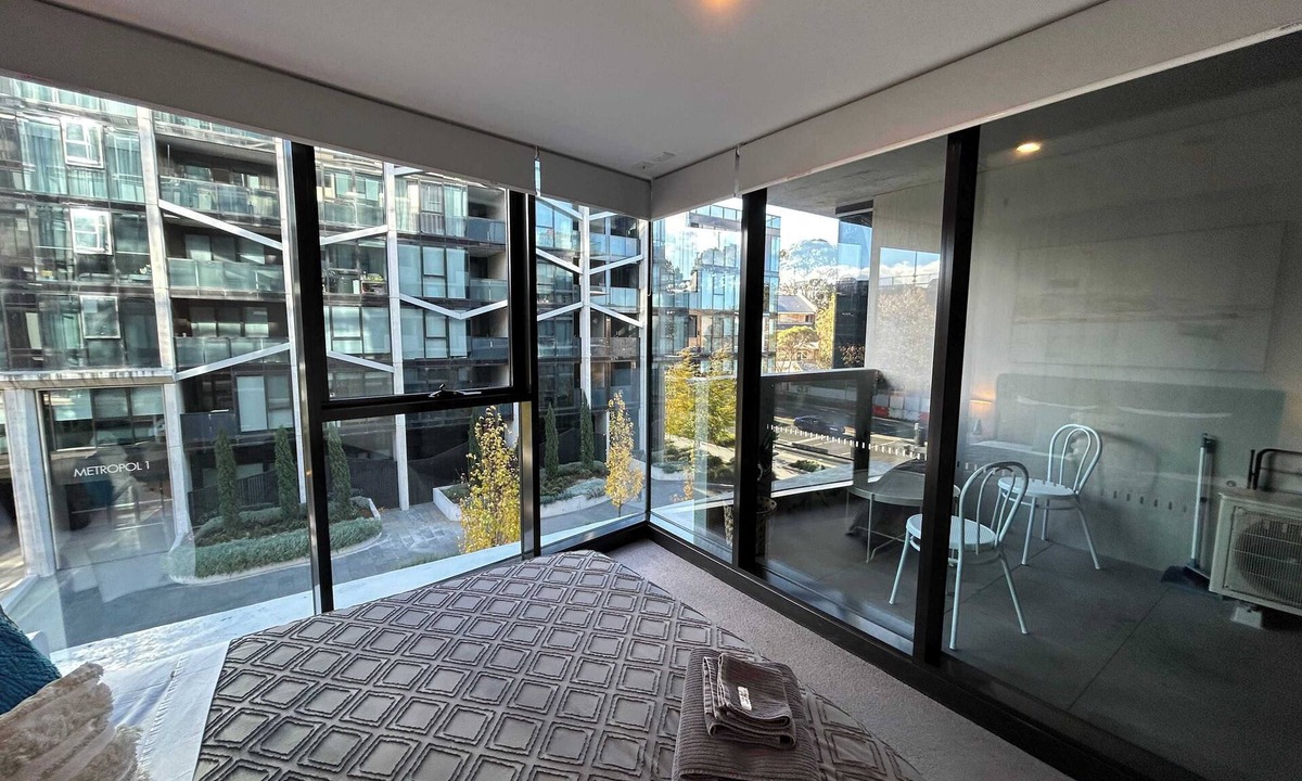 Reid Apartment | Stylish Apartment in Canberra CBD