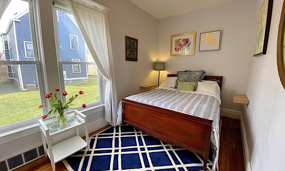 Front Park House | Sunny Full House in ♥ of Five Points, Self Check-In