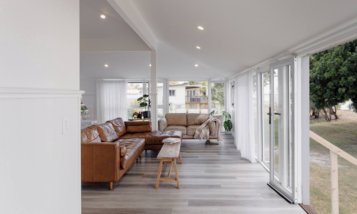 Traviston Villa | Sunset Waters | Luxe 3 bed 3 bath | Heated Pool