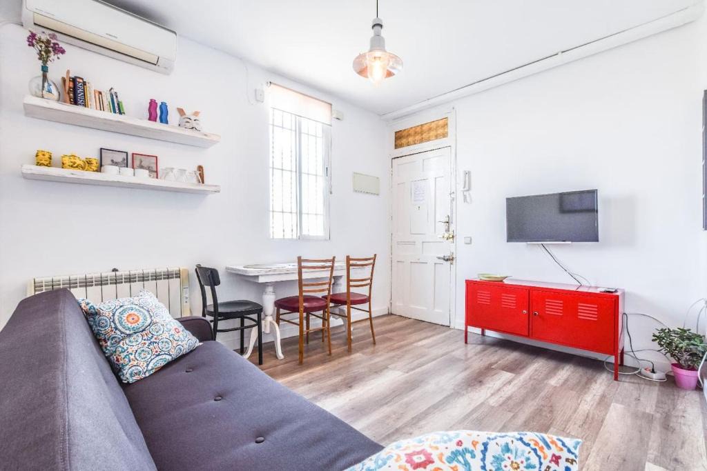 Numancia Apartment | SuperMadrid