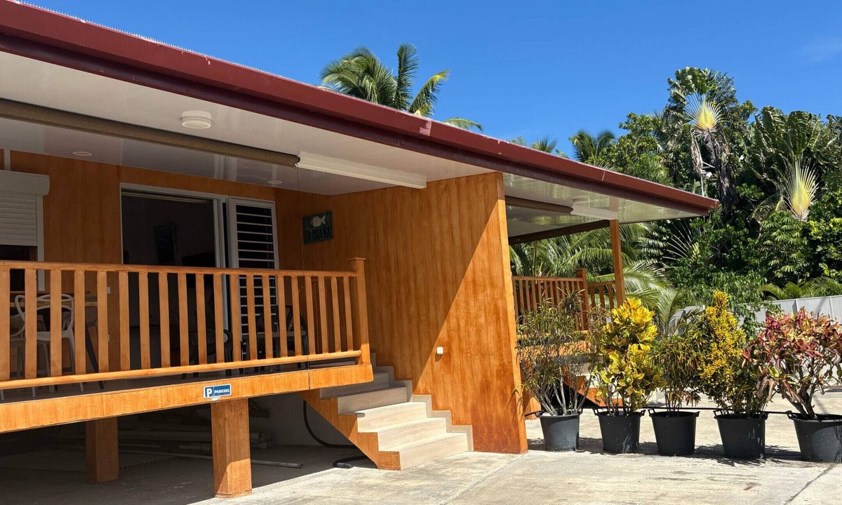 Papara Ski Chalet | TAHITI - Bungalow Mana