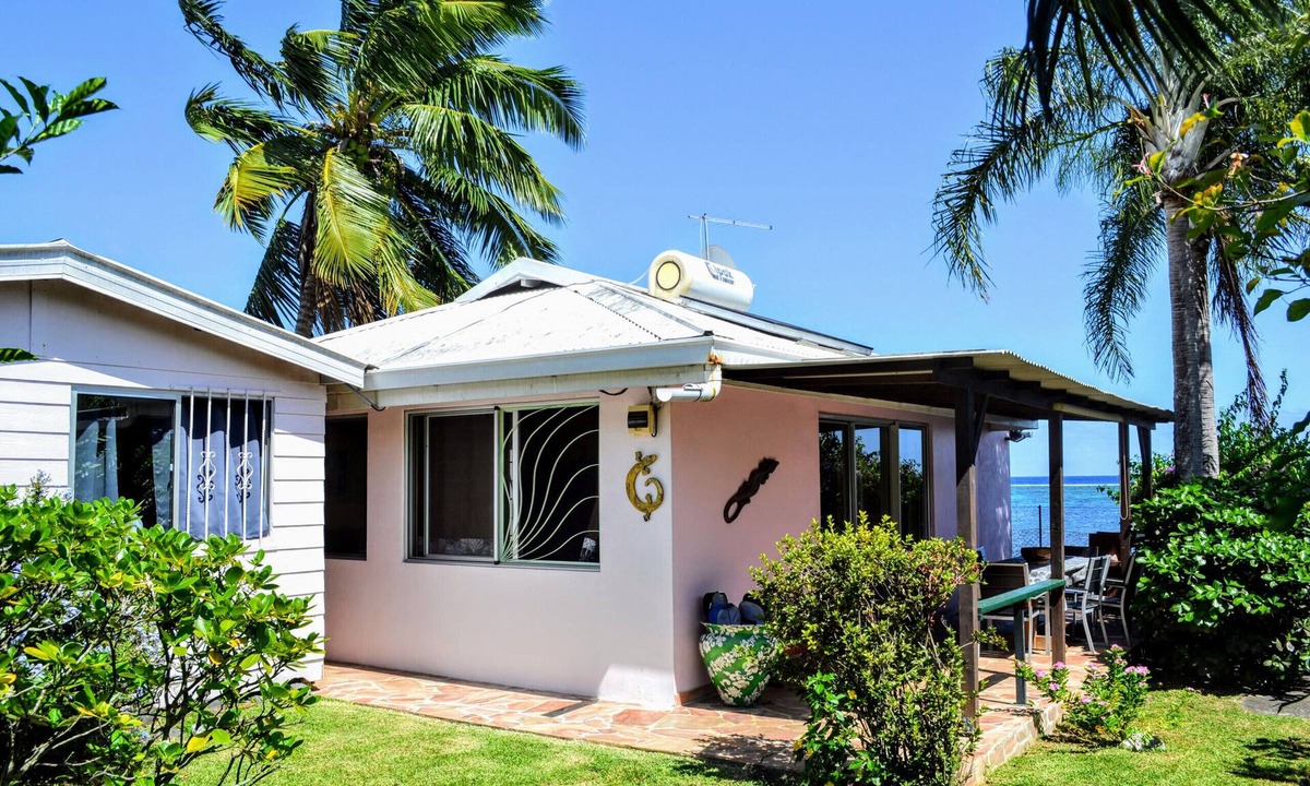 Paea Ski Chalet | TAHITI - Salty Dream