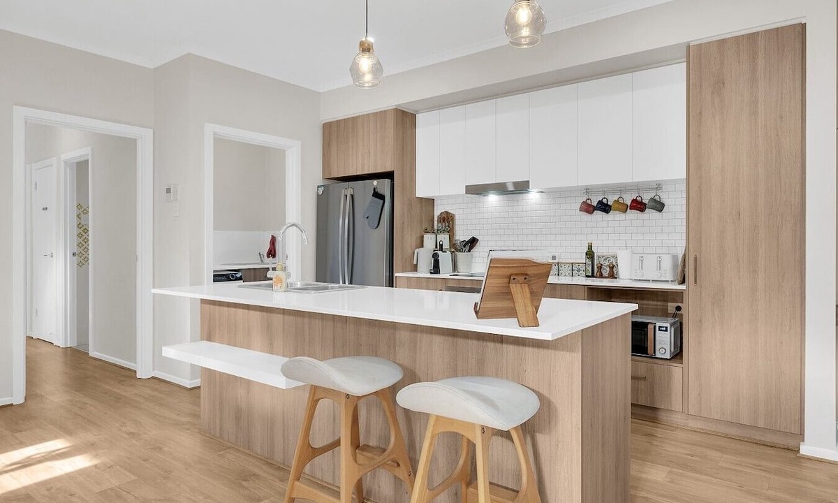 Mount Barker House | The Barker Base | Gateway to the Hills