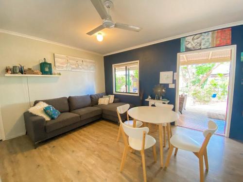 Traviston House | The Batch