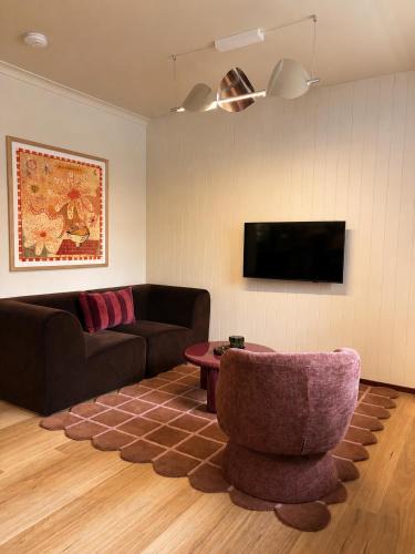 Yarralumla Apartment | The Bron Apartment - newly renovated, designer stay