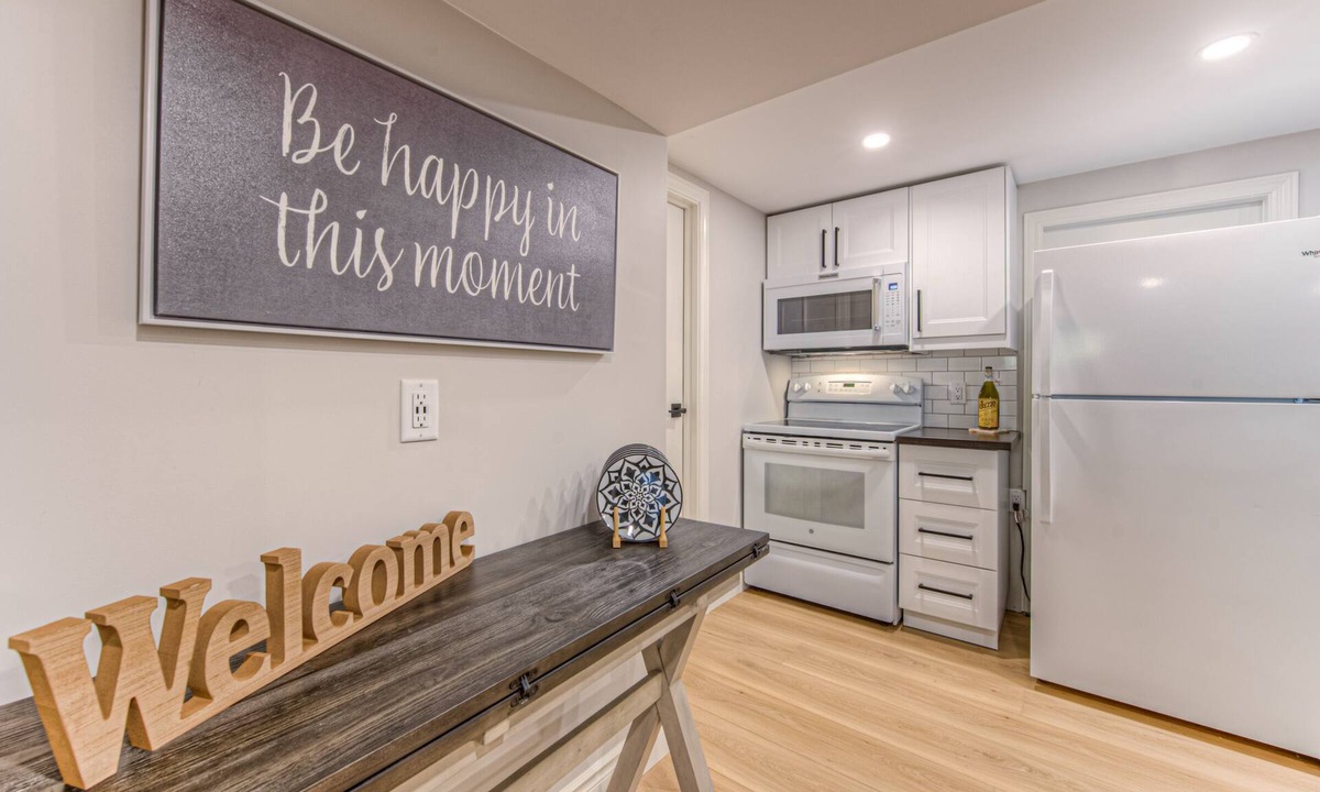 Elora House | The Elora Place Guest Suite-one block from Elora's vibrant downtown core!