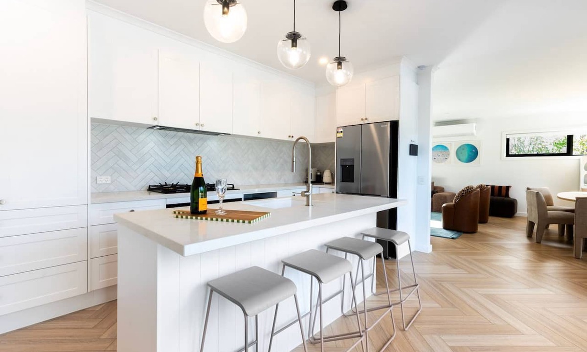 Frankston House | The Haven House | Serene Family Retreat