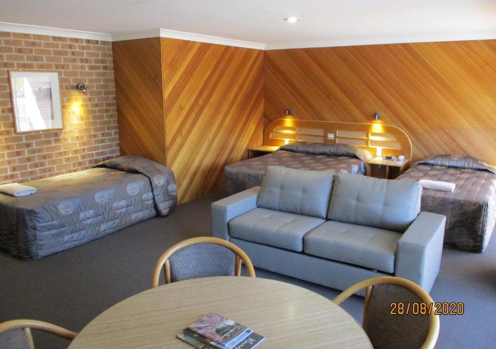 Leumeah Hotel | The Hermitage Motel - Campbelltown
