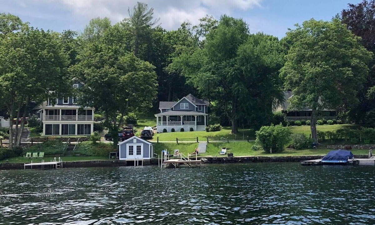 New Preston House | The Lake House on Lake Waramaug