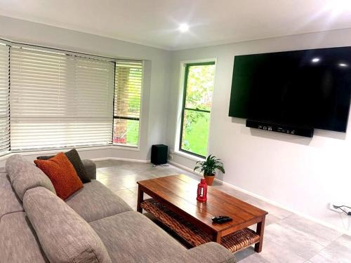 North Tamborine House | The Mountain House