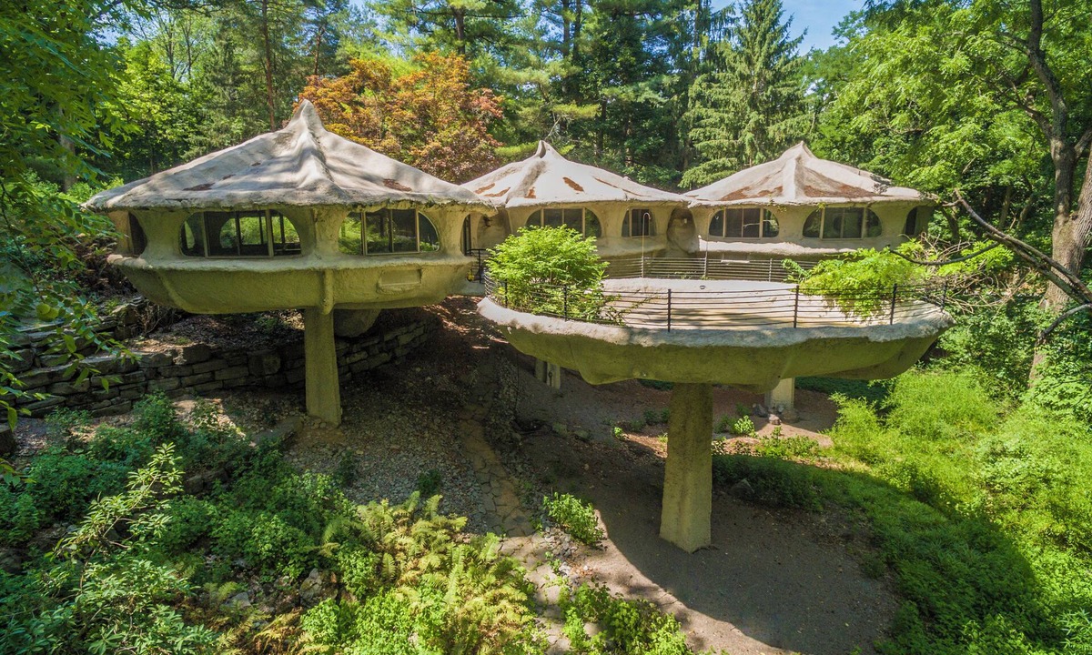 Perinton House | The Mushroom House