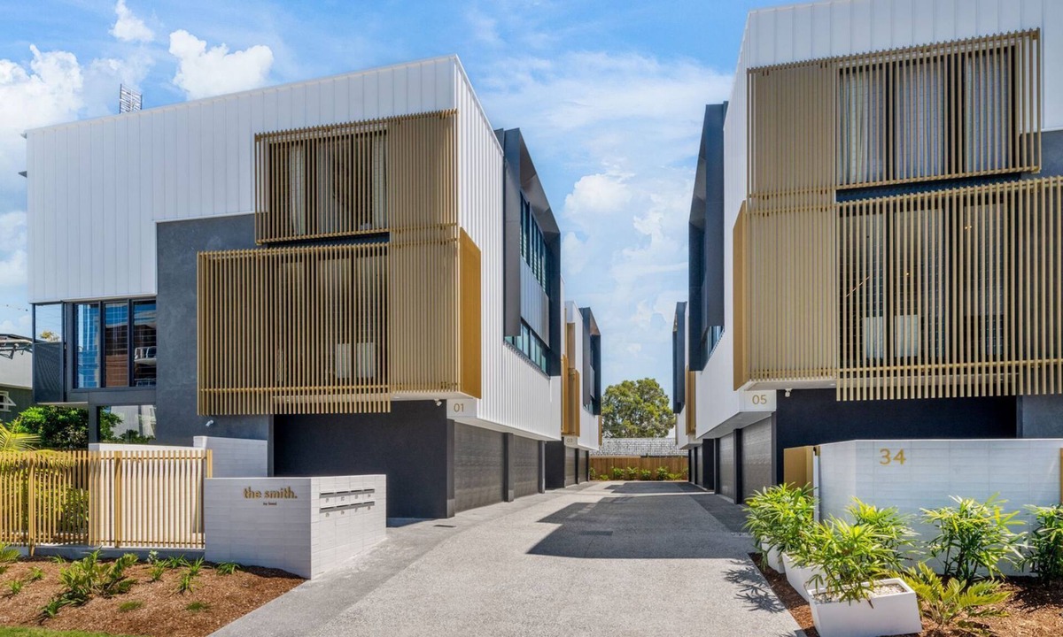 Mooloolaba House | The Smith Luxurious brand new 3 bedroom townhouse by the beach