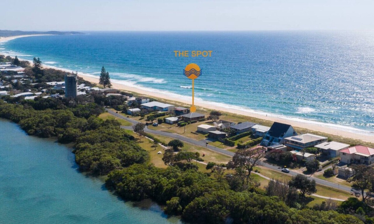 Wooli House | The Spot | Absolute Beachfront 70s Home with Amazing Ocean Views!