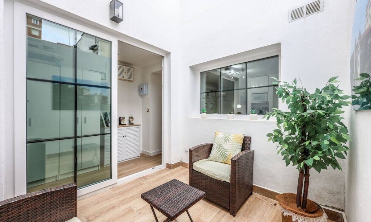 Alcala de Henares House | The Terrace House, Perfect for Families