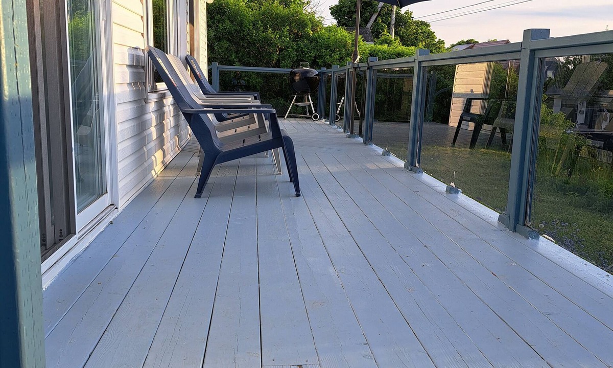 Riviere-du-Loup Regional County Municipality Ski Chalet | The waterfront